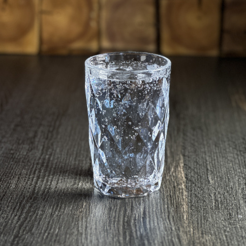 Вода газированная